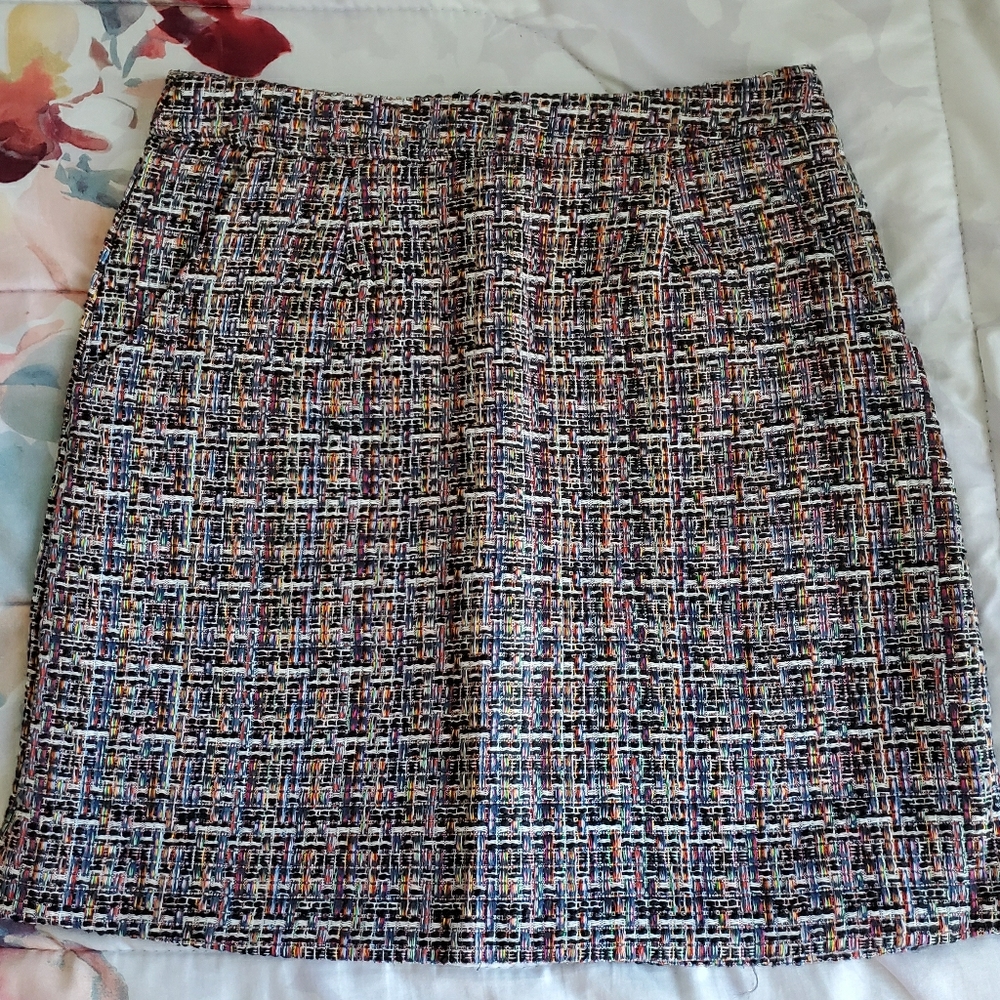 Tweed lined mini skirt